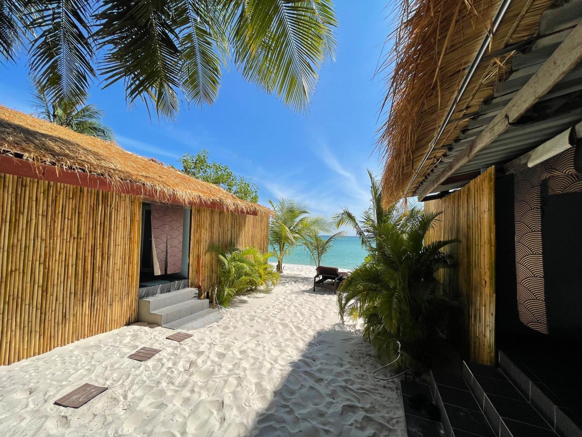 White Sand Ark Resort Sok San Village Exterior photo